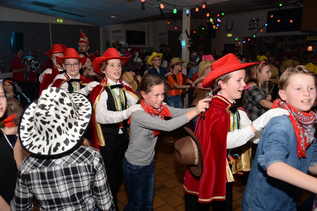 ../Images/Jeugddisco Wild wild west 059.jpg